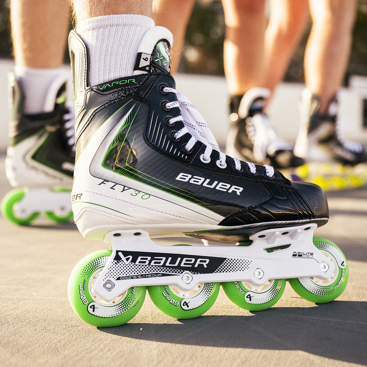 BAUER VAPOR FLY30 ROLLER SKATE SENIOR