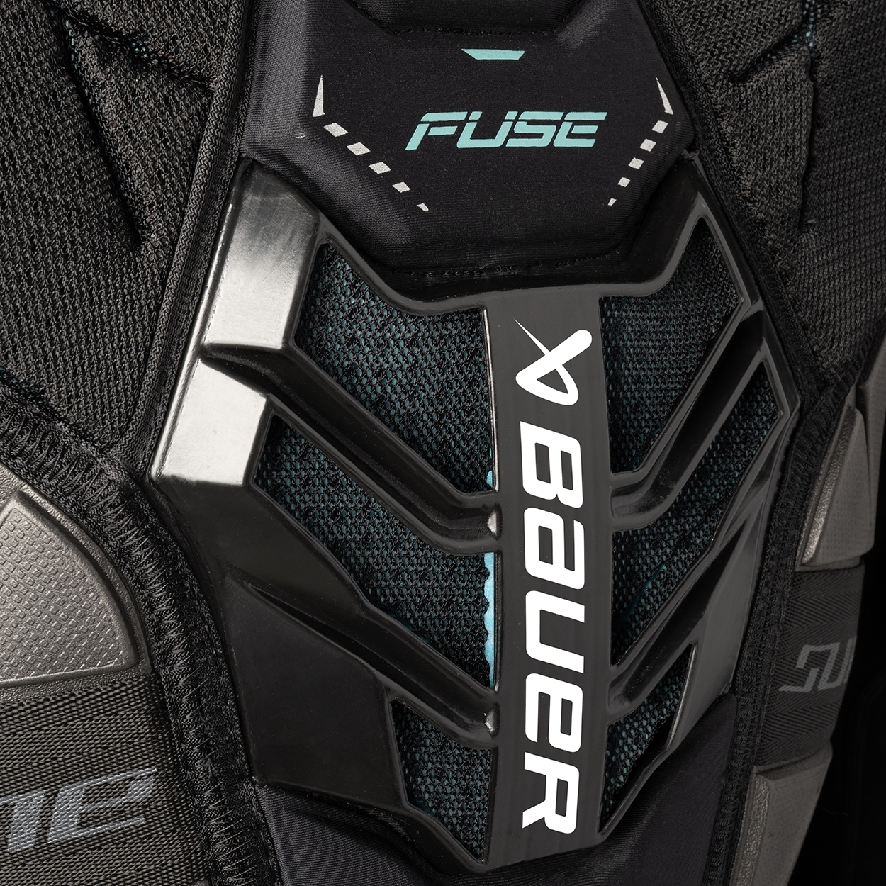 BAUER SUPREME FUSE SHOULDER PAD SENIOR